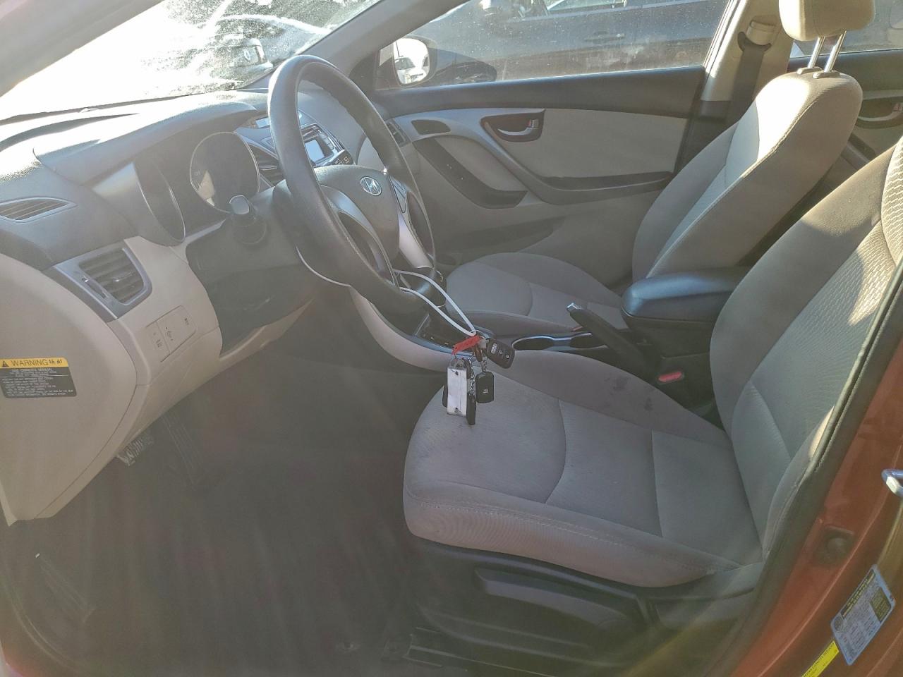 2015 HYUNDAI ELANTRA SE photo 7