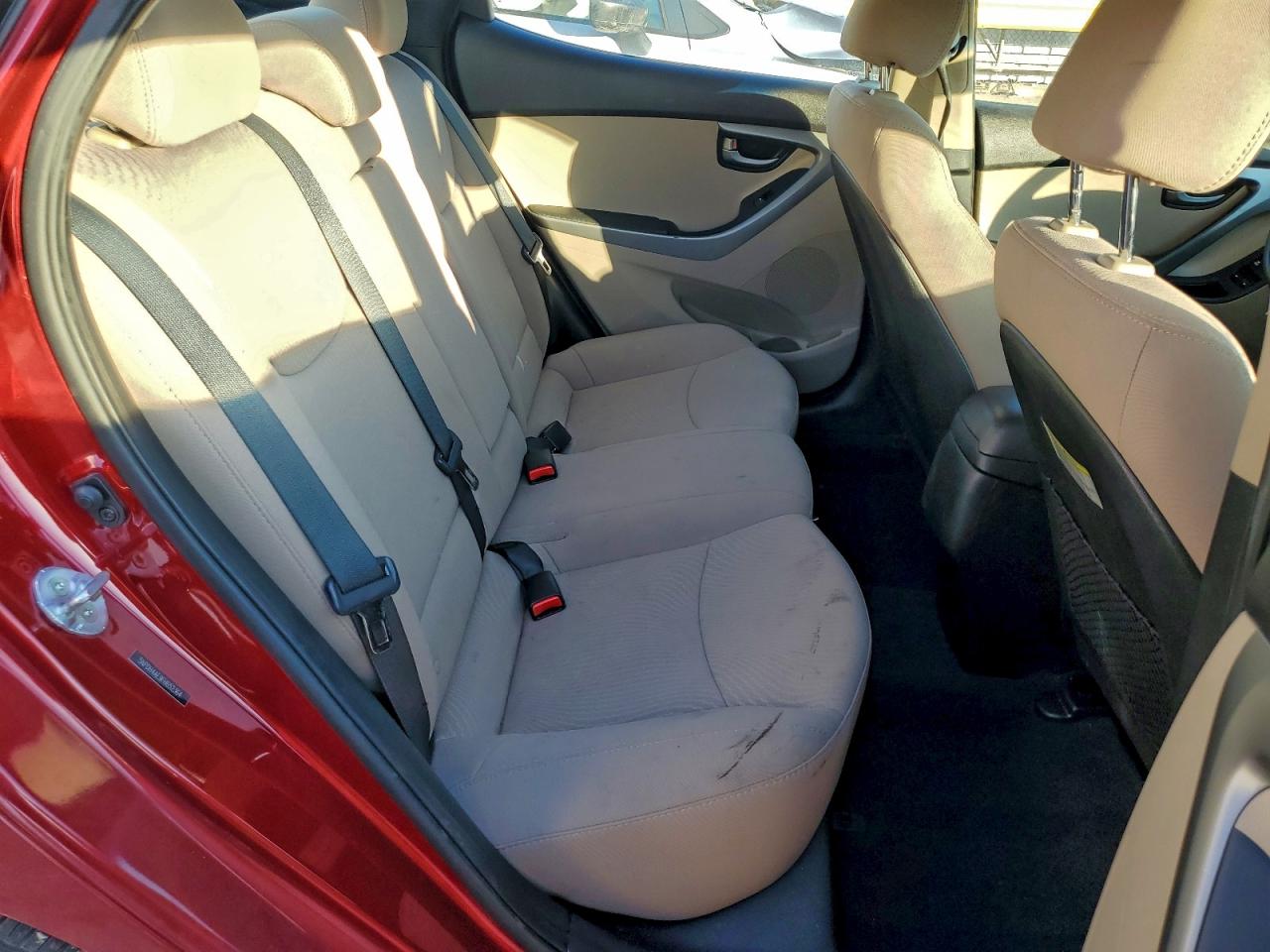 2015 HYUNDAI ELANTRA SE photo 10