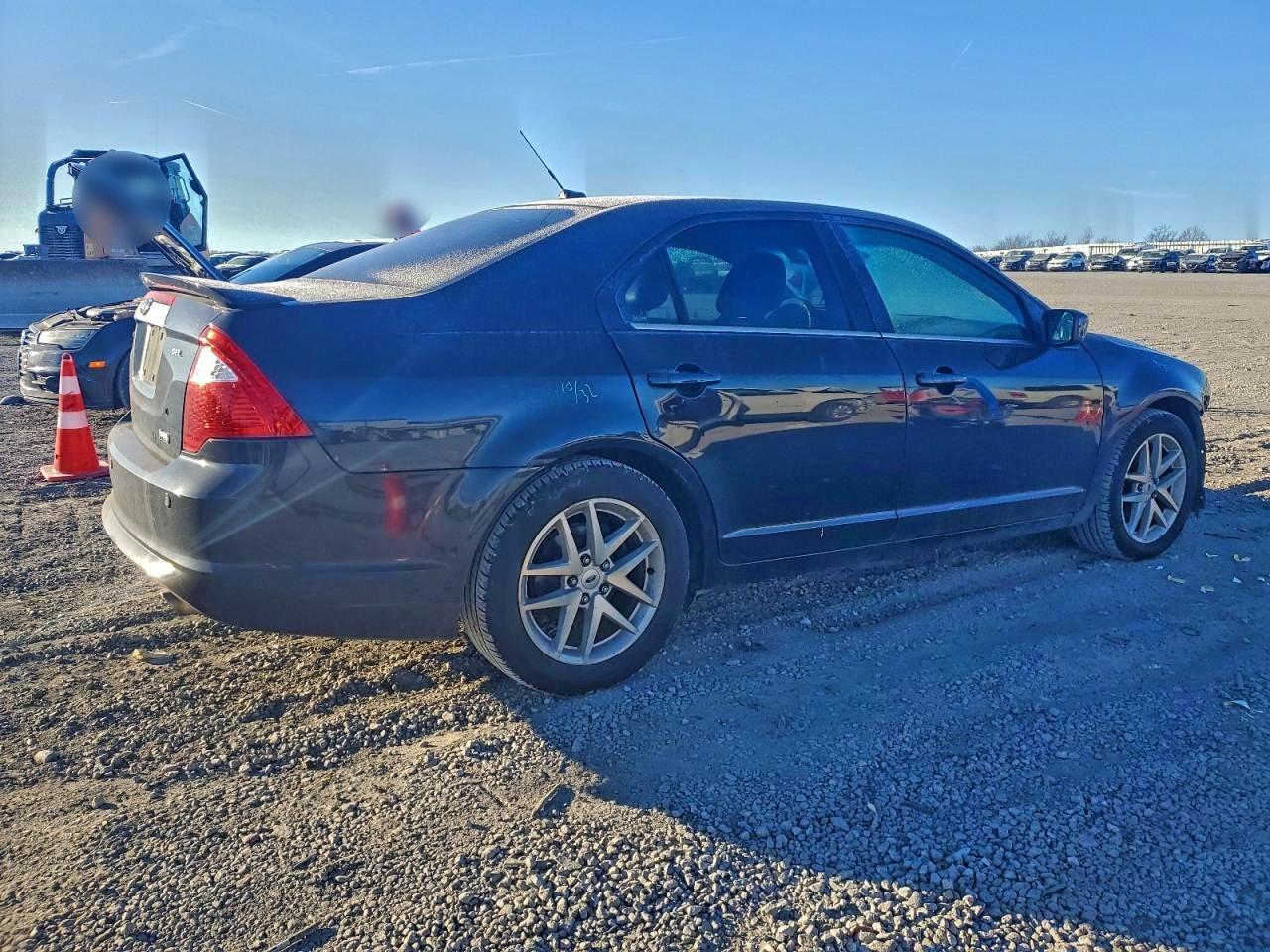2010 FORD FUSION SEL photo 3
