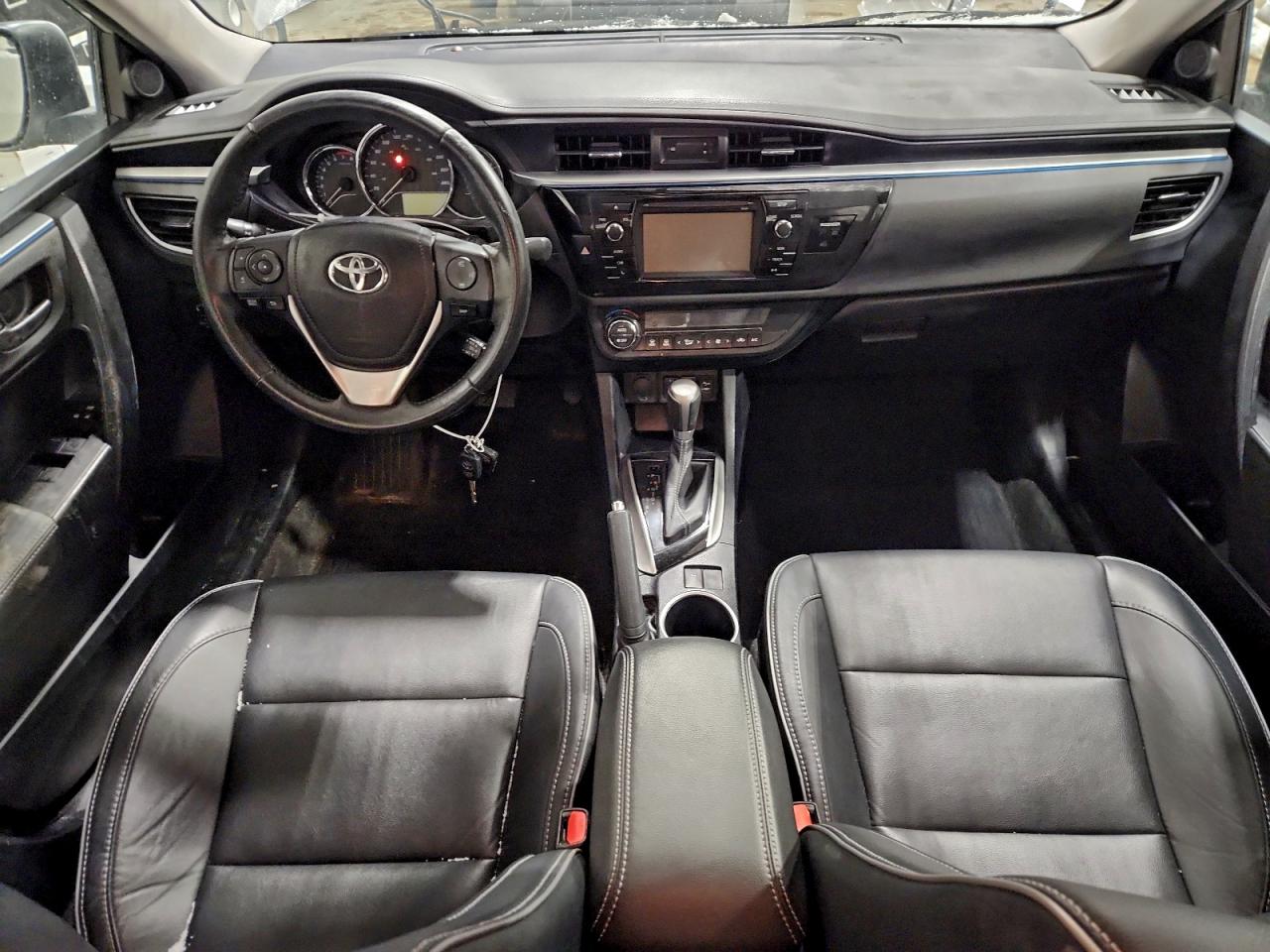 2014 TOYOTA COROLLA L photo 8