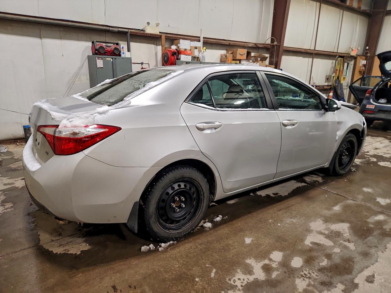 2014 TOYOTA COROLLA L photo 3