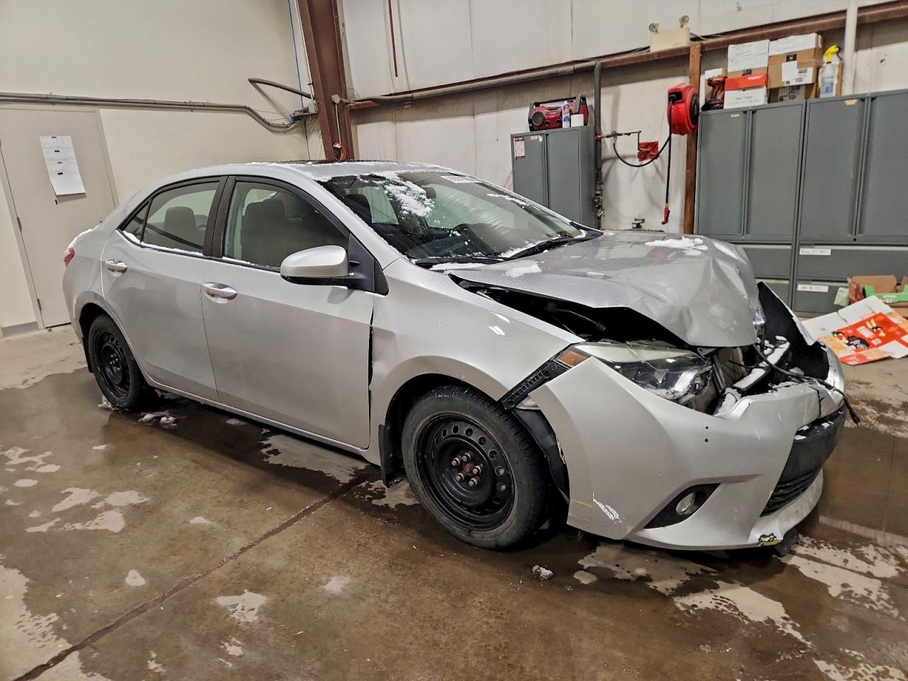 2014 TOYOTA COROLLA L photo 4