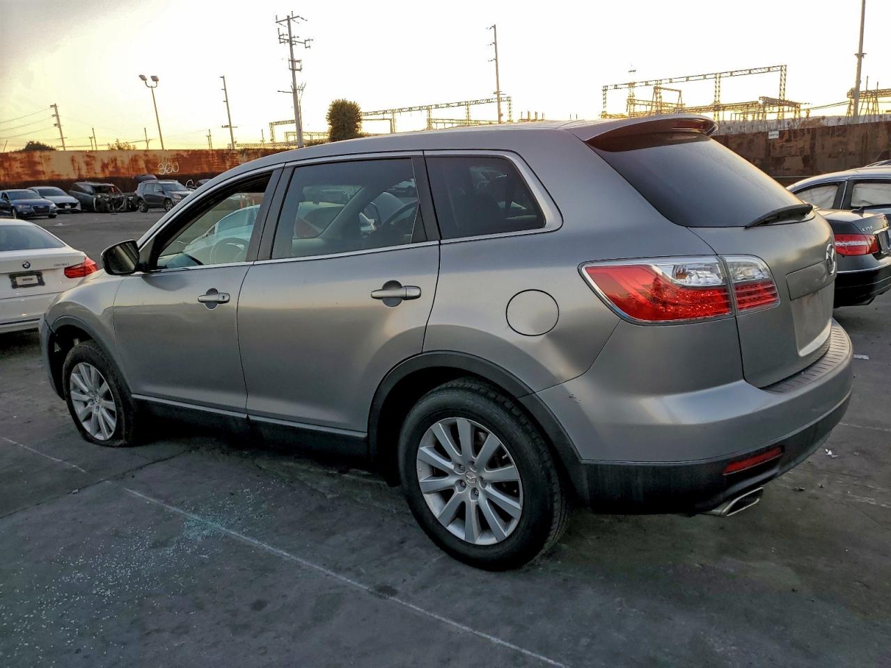 2010 MAZDA CX-9 photo 2