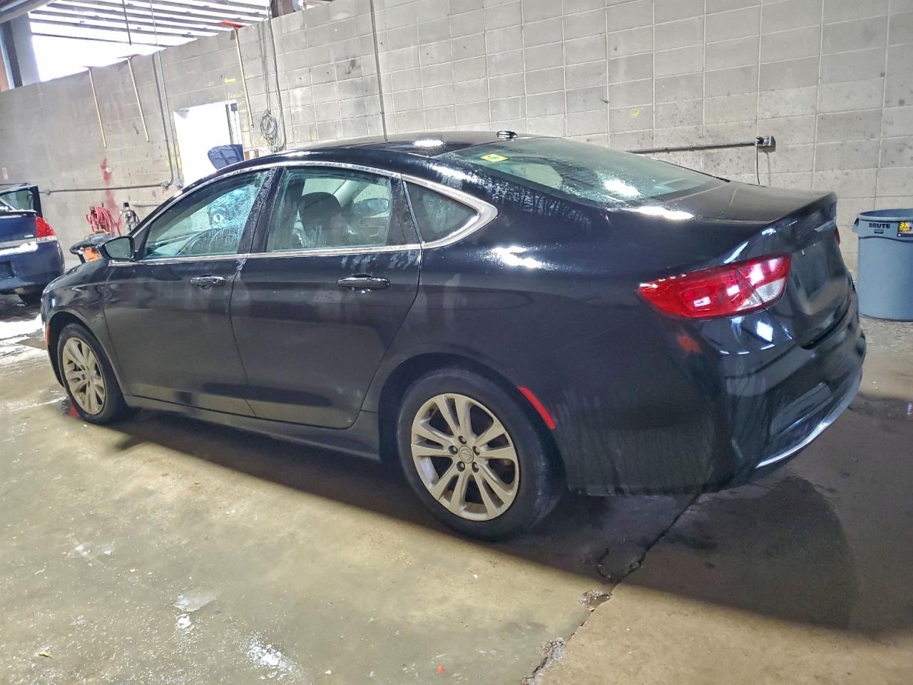 2015 CHRYSLER 200 LIMITED photo 2