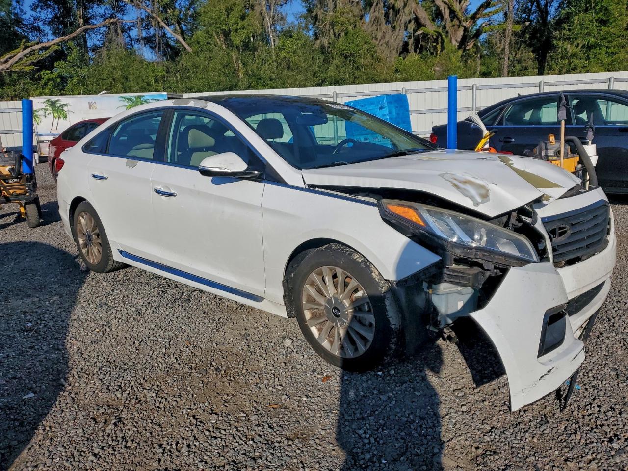 2015 HYUNDAI SONATA SPORT photo 4
