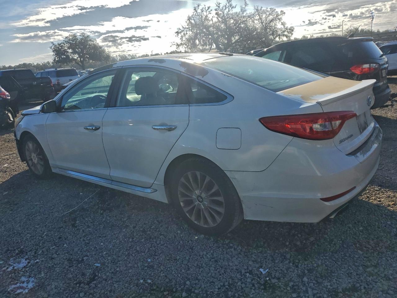 2015 HYUNDAI SONATA SPORT photo 2