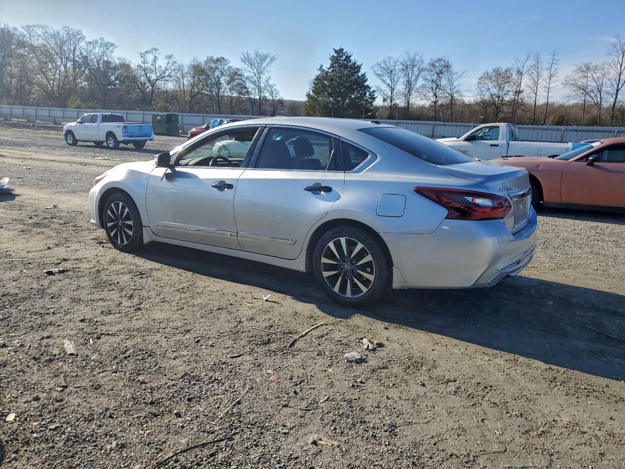 2017 NISSAN ALTIMA 2.5 photo 2