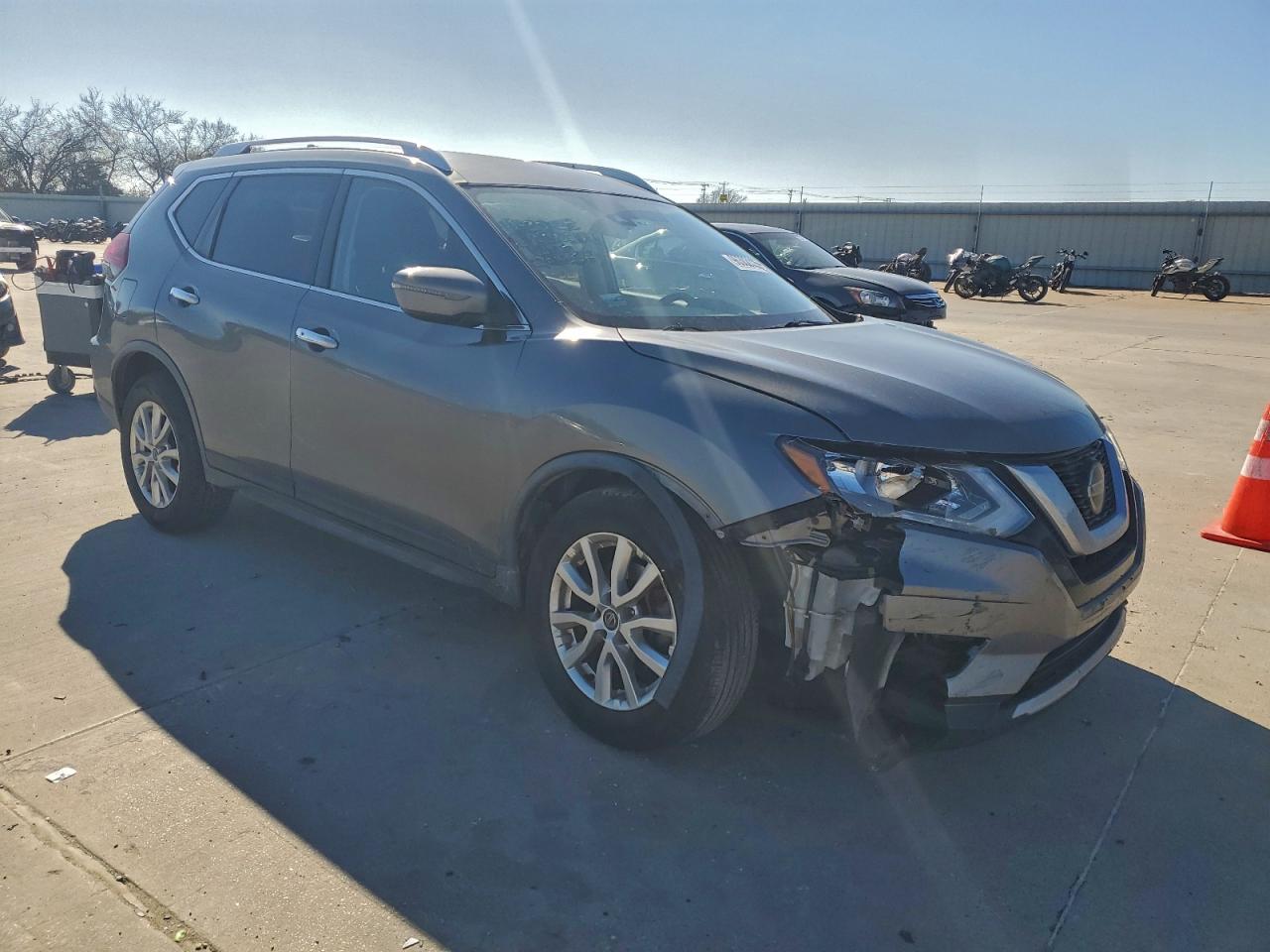 2020 NISSAN ROGUE S photo 10