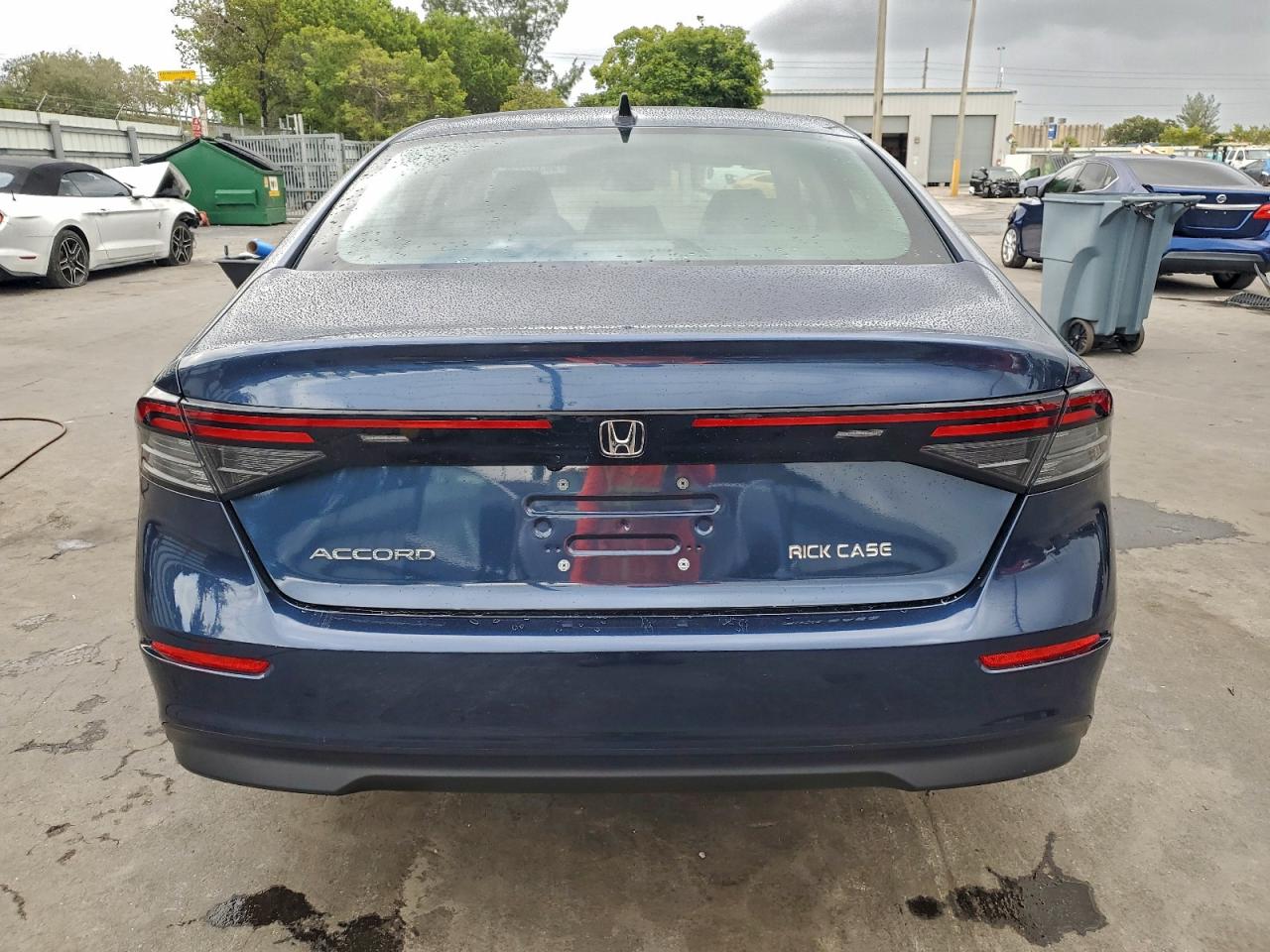 2025 HONDA ACCORD SE photo 6