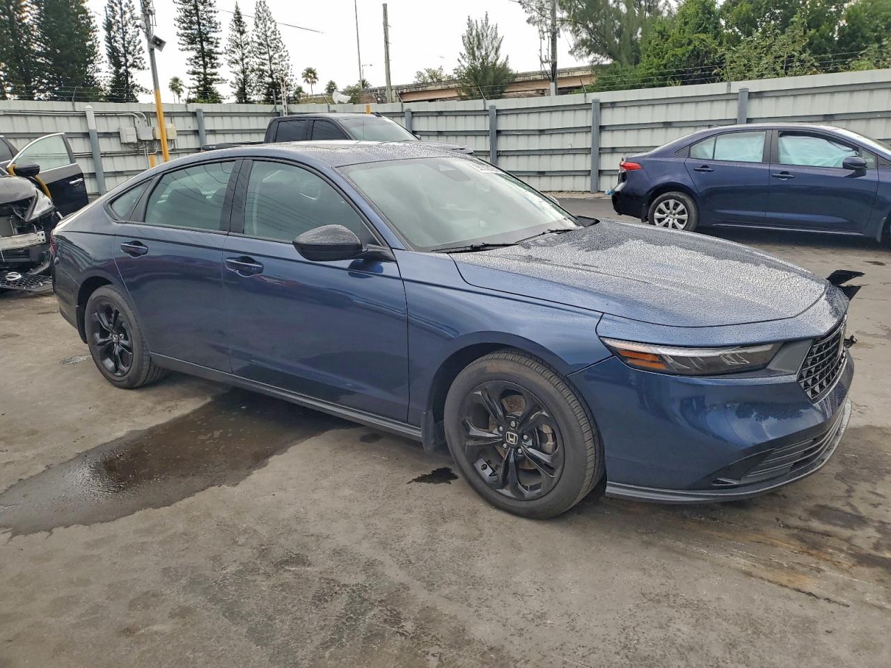 2025 HONDA ACCORD SE photo 4