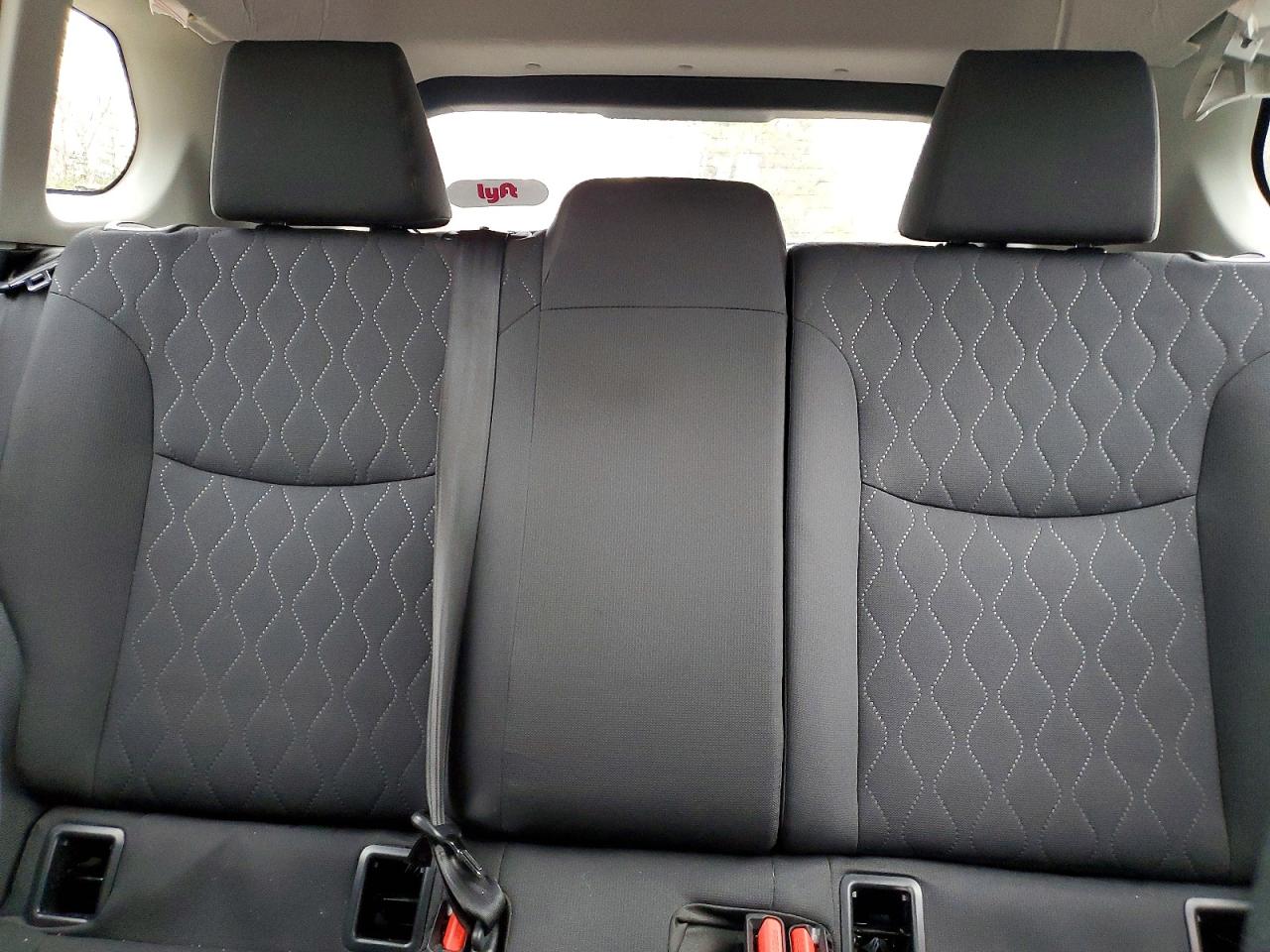 2025 TOYOTA COROLLA CROSS LE photo 10