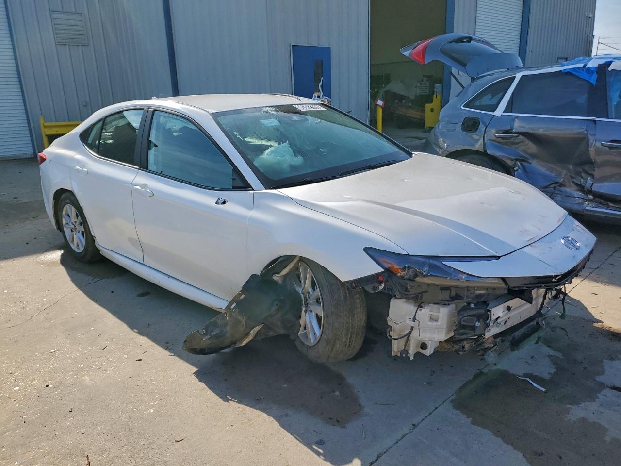 2025 TOYOTA CAMRY XSE photo 4