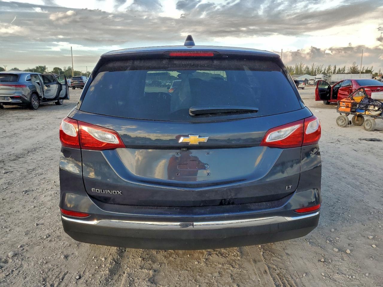2018 CHEVROLET EQUINOX LT photo 6