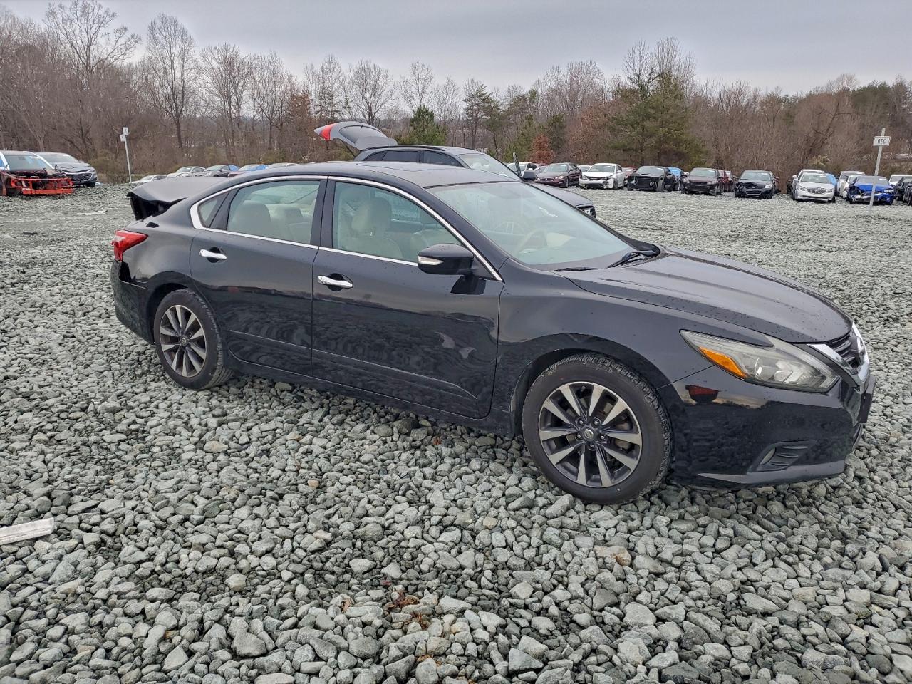 2017 NISSAN ALTIMA 2.5 photo 4