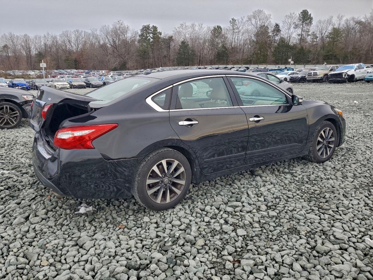 2017 NISSAN ALTIMA 2.5 photo 3