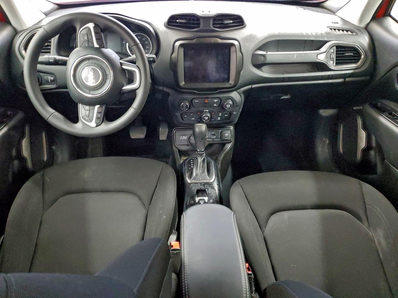 2023 JEEP RENEGADE LATITUDE photo 8