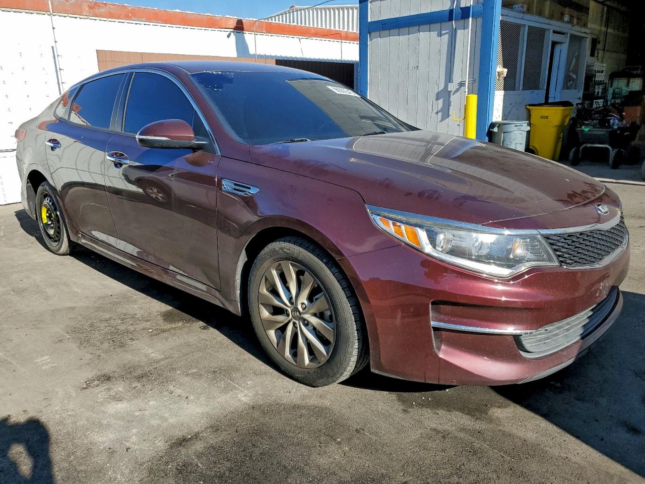 2018 KIA OPTIMA LX photo 4