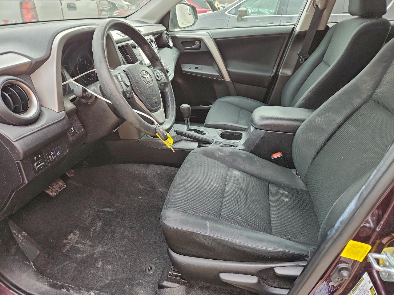 2017 TOYOTA RAV4 LE photo 25