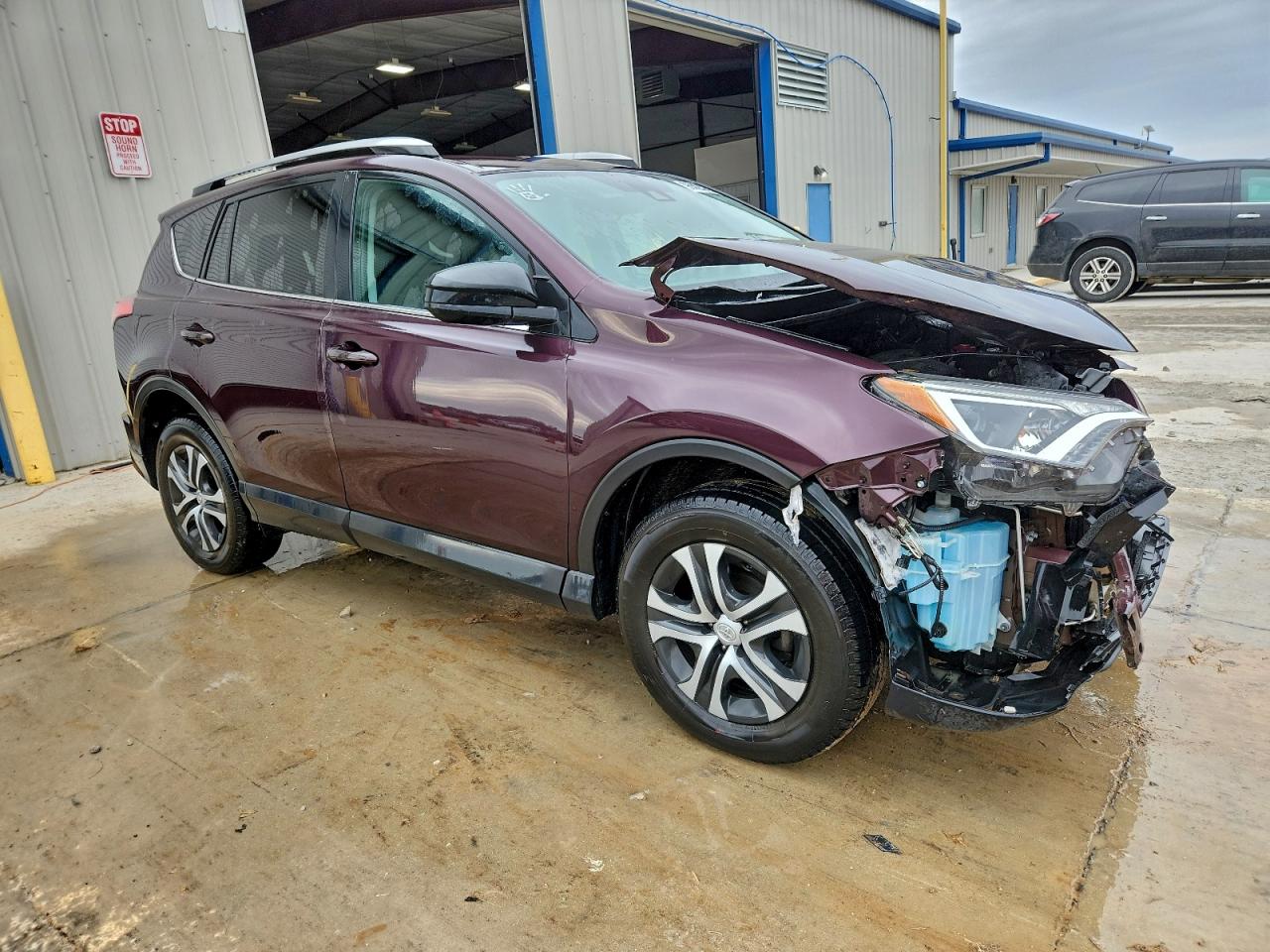 2017 TOYOTA RAV4 LE photo 13