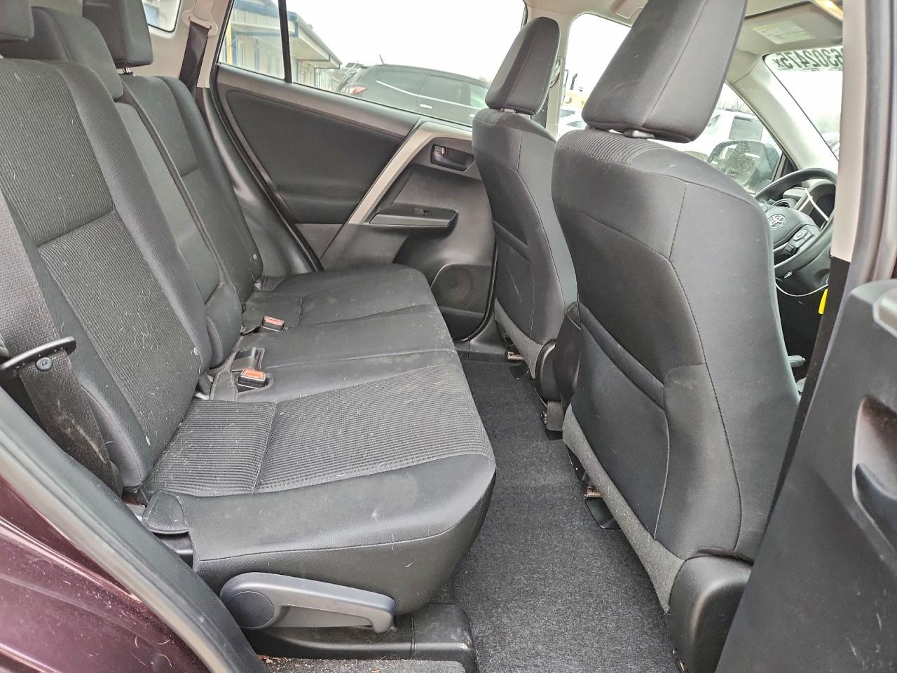 2017 TOYOTA RAV4 LE photo 37