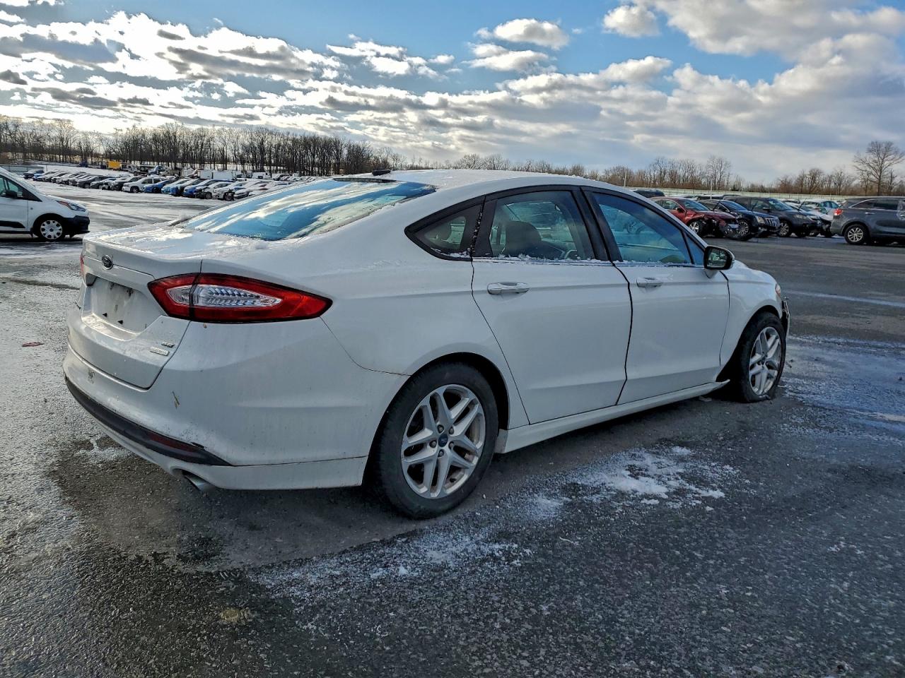 2013 FORD FUSION SE photo 3