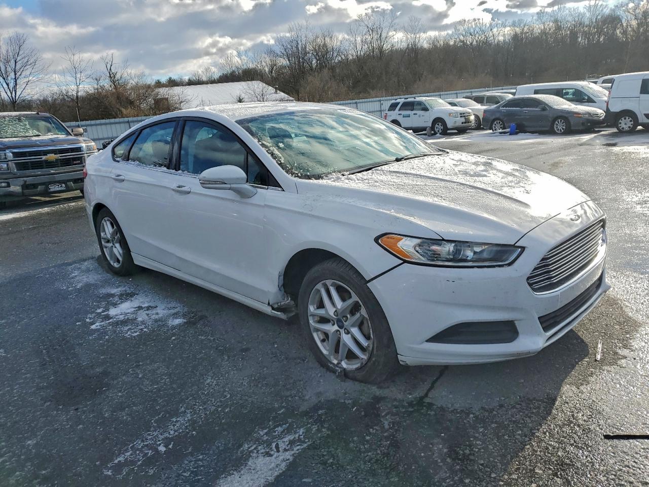 2013 FORD FUSION SE photo 4