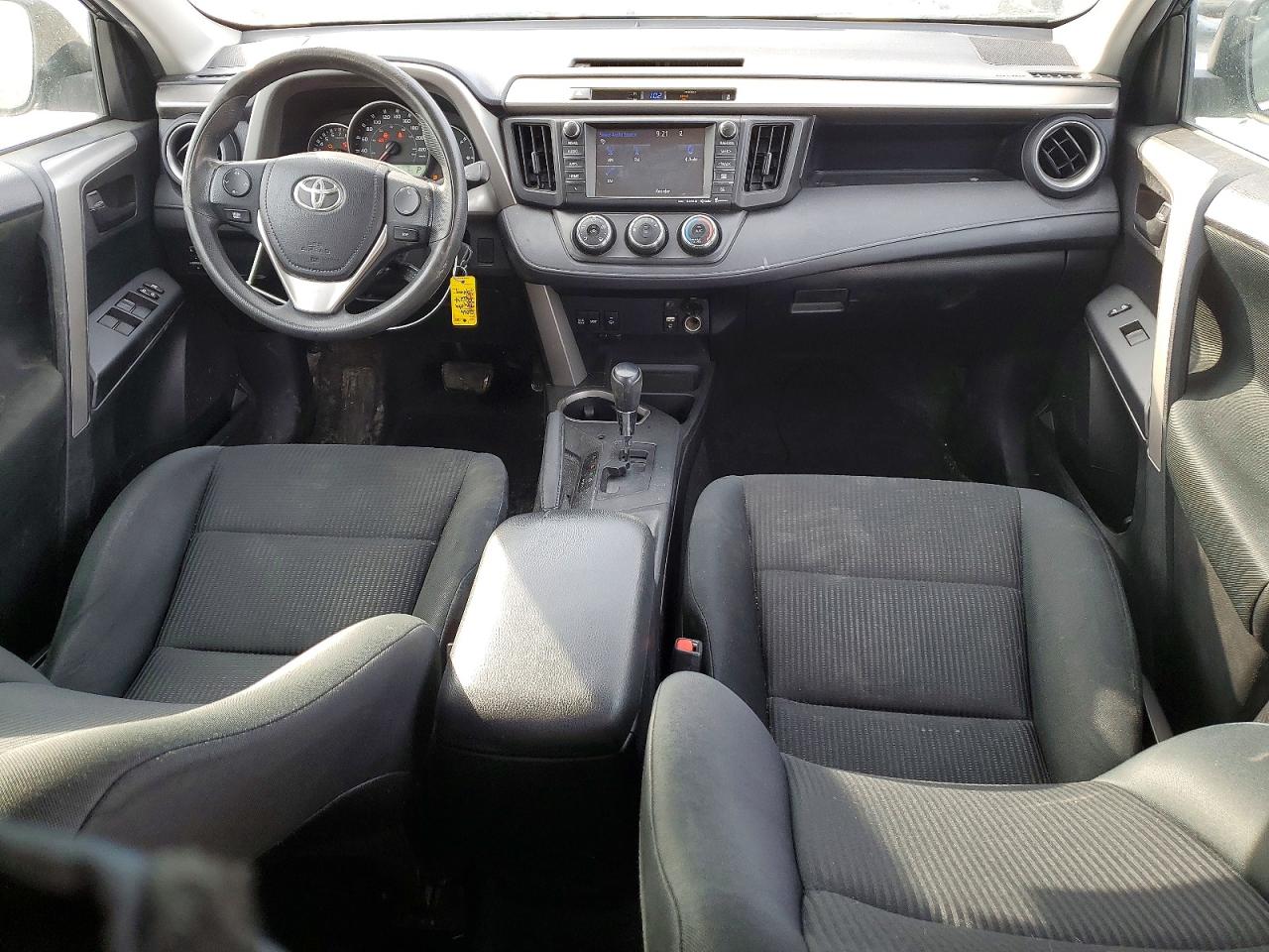 2016 TOYOTA RAV4 LE photo 8