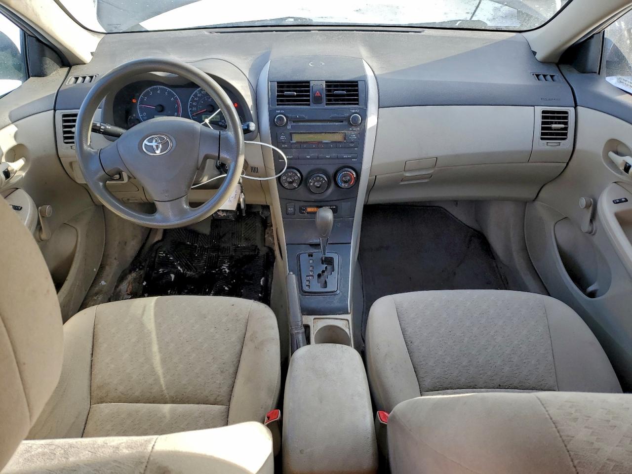 2010 TOYOTA COROLLA BASE photo 8
