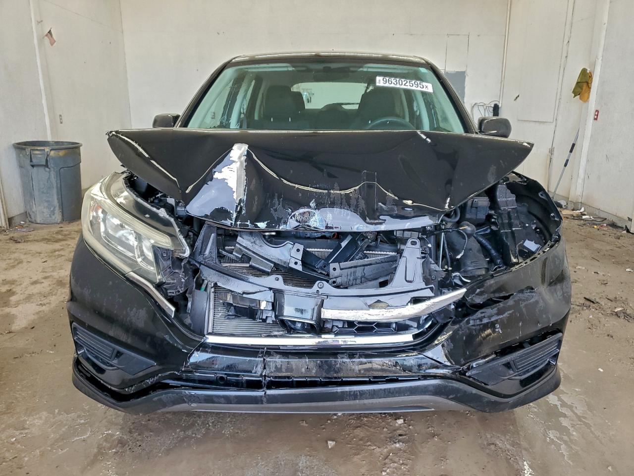 2015 HONDA CR-V LX photo 5