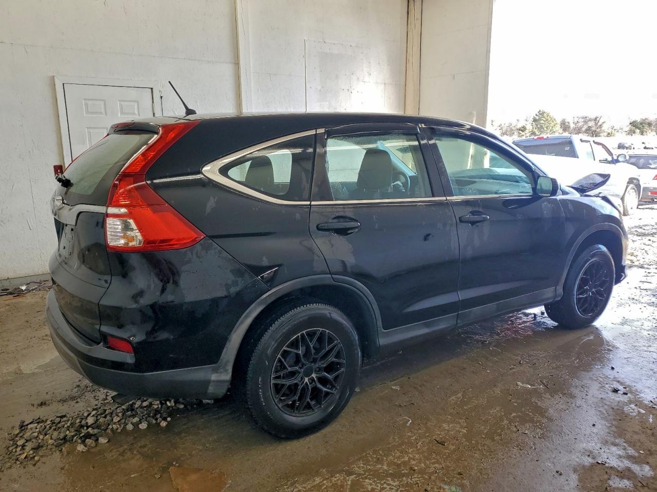 2015 HONDA CR-V LX photo 3