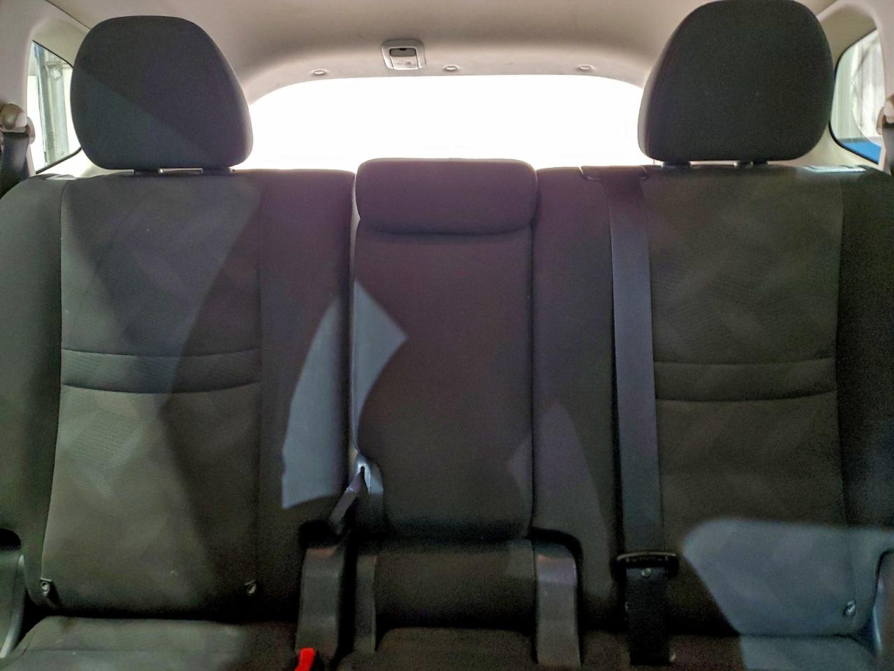 2016 NISSAN ROGUE S photo 28