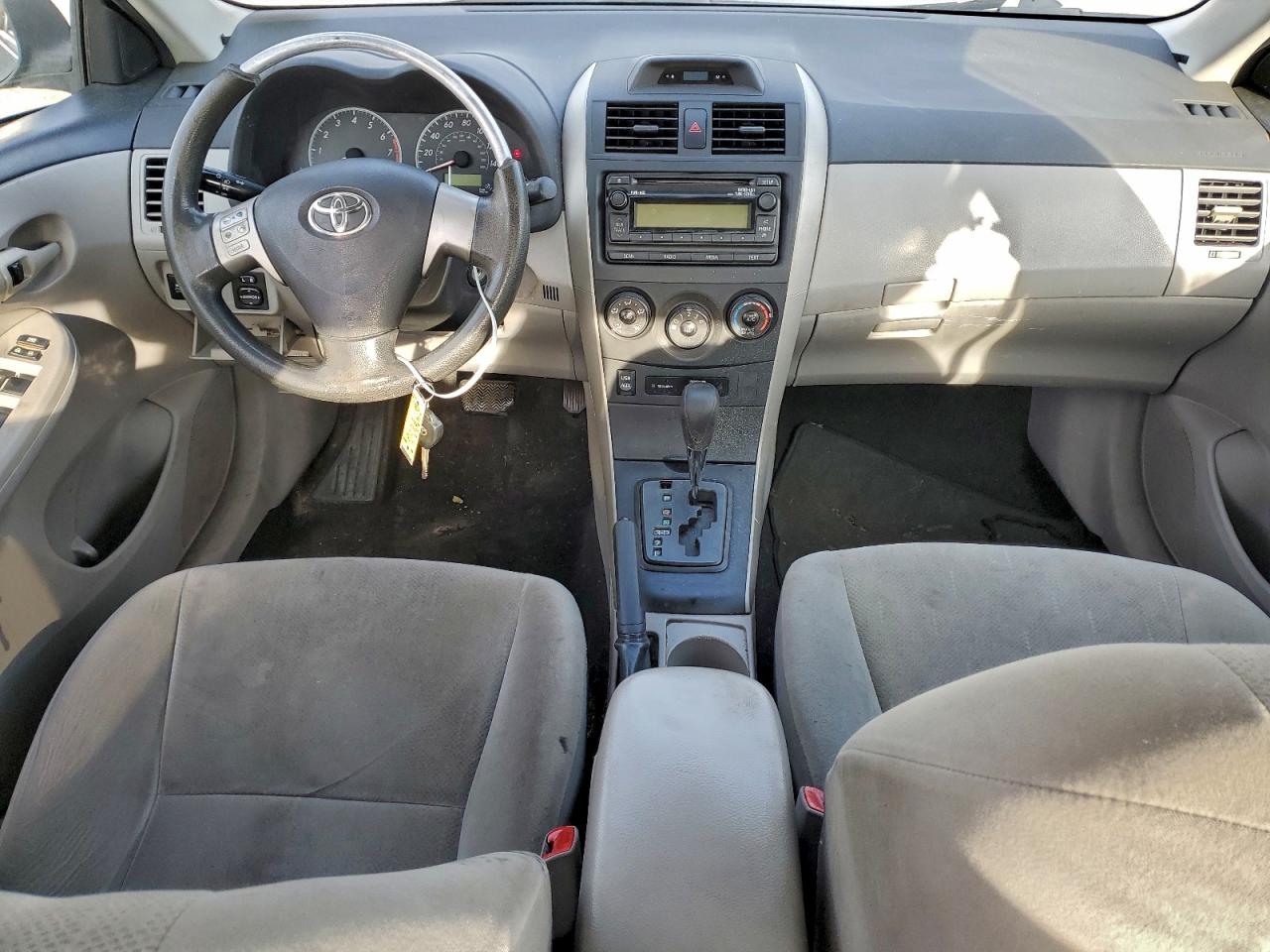 2012 TOYOTA COROLLA BASE photo 8