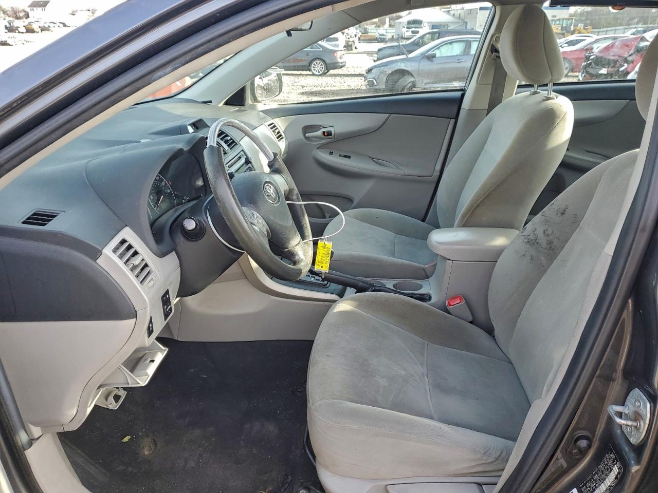 2012 TOYOTA COROLLA BASE photo 7