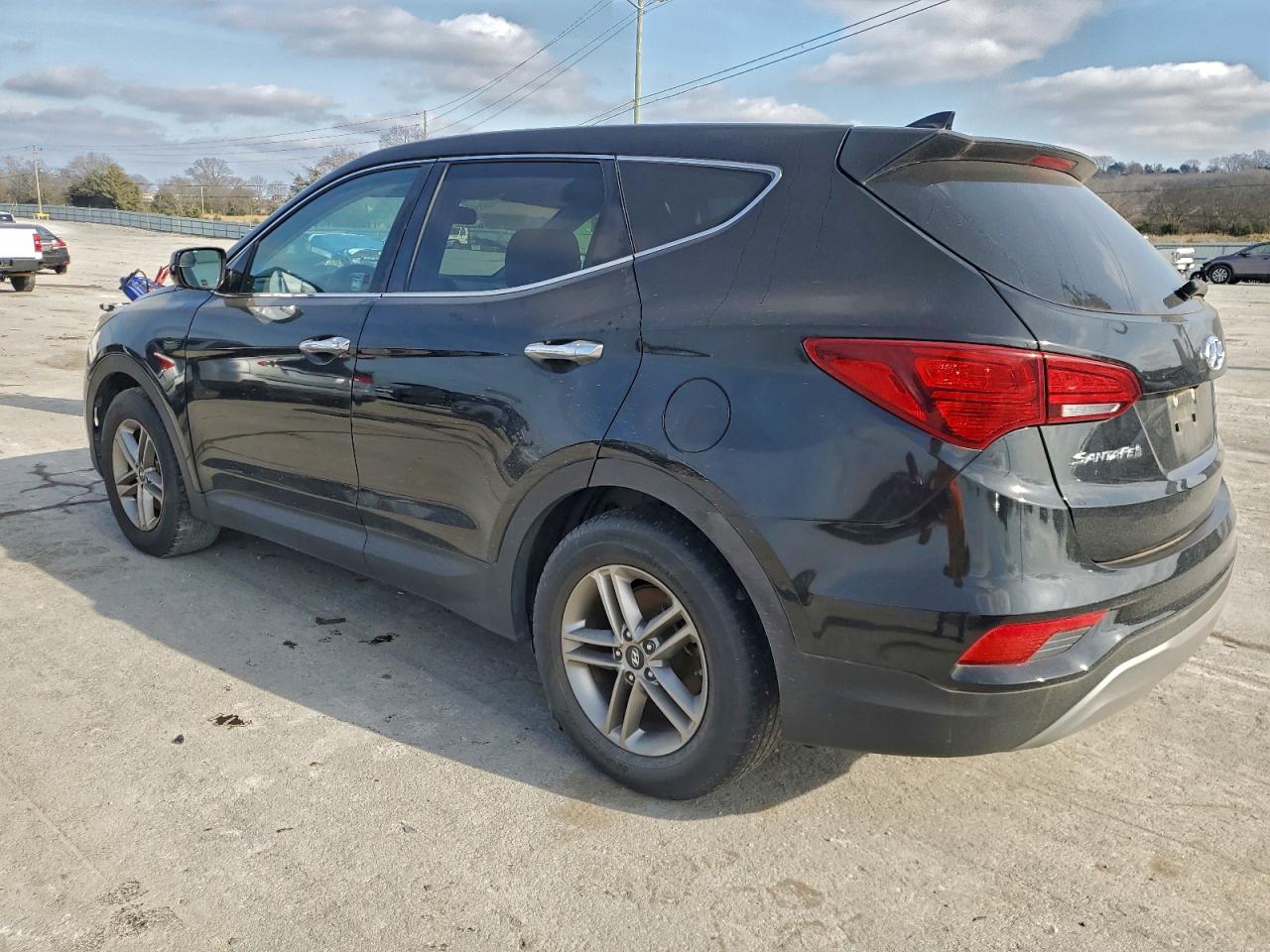 2017 HYUNDAI SANTA FE SPORT photo 2