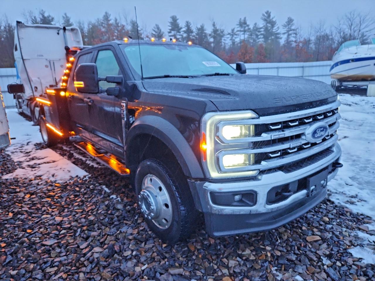 2025 FORD F550 SUPER