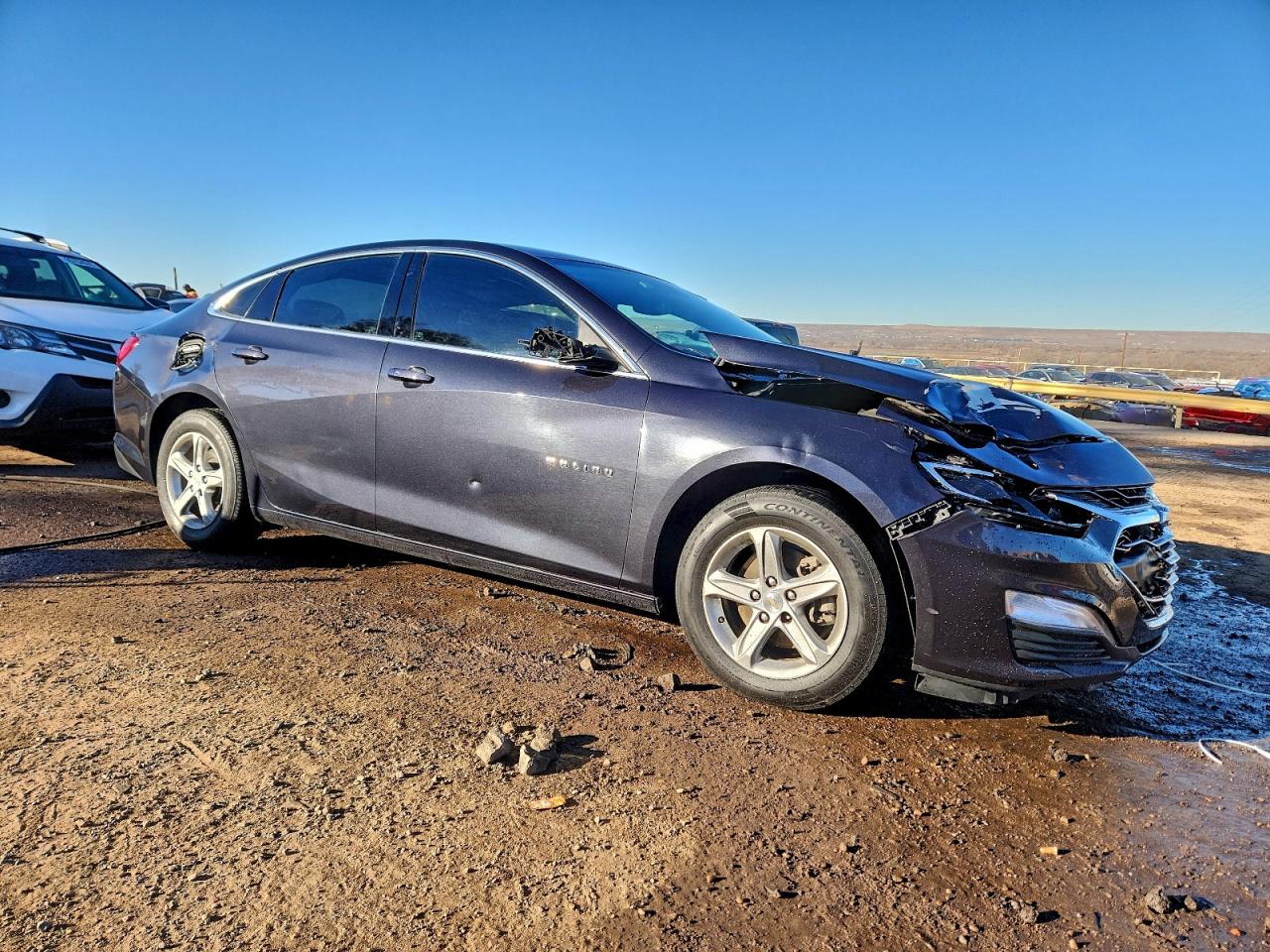 2023 CHEVROLET MALIBU LS photo 4
