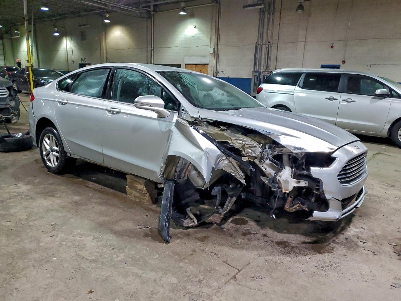 2015 FORD FUSION SE photo 4