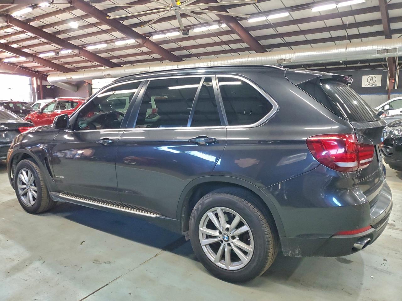 2015 BMW X5 XDRIVE35I photo 2