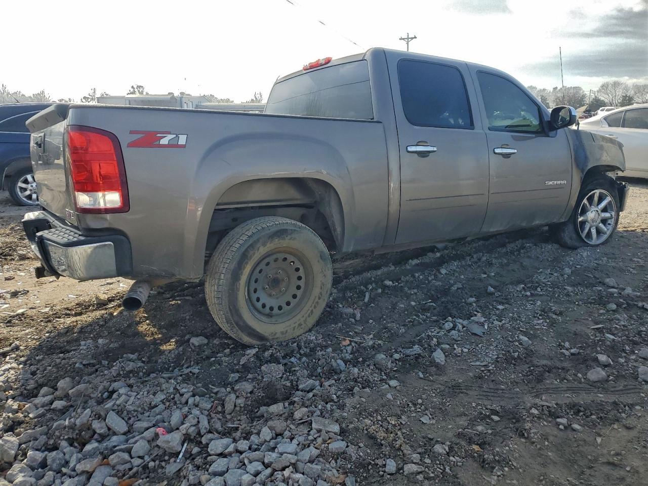 2012 GMC SIERRA C1500 SLE photo 5