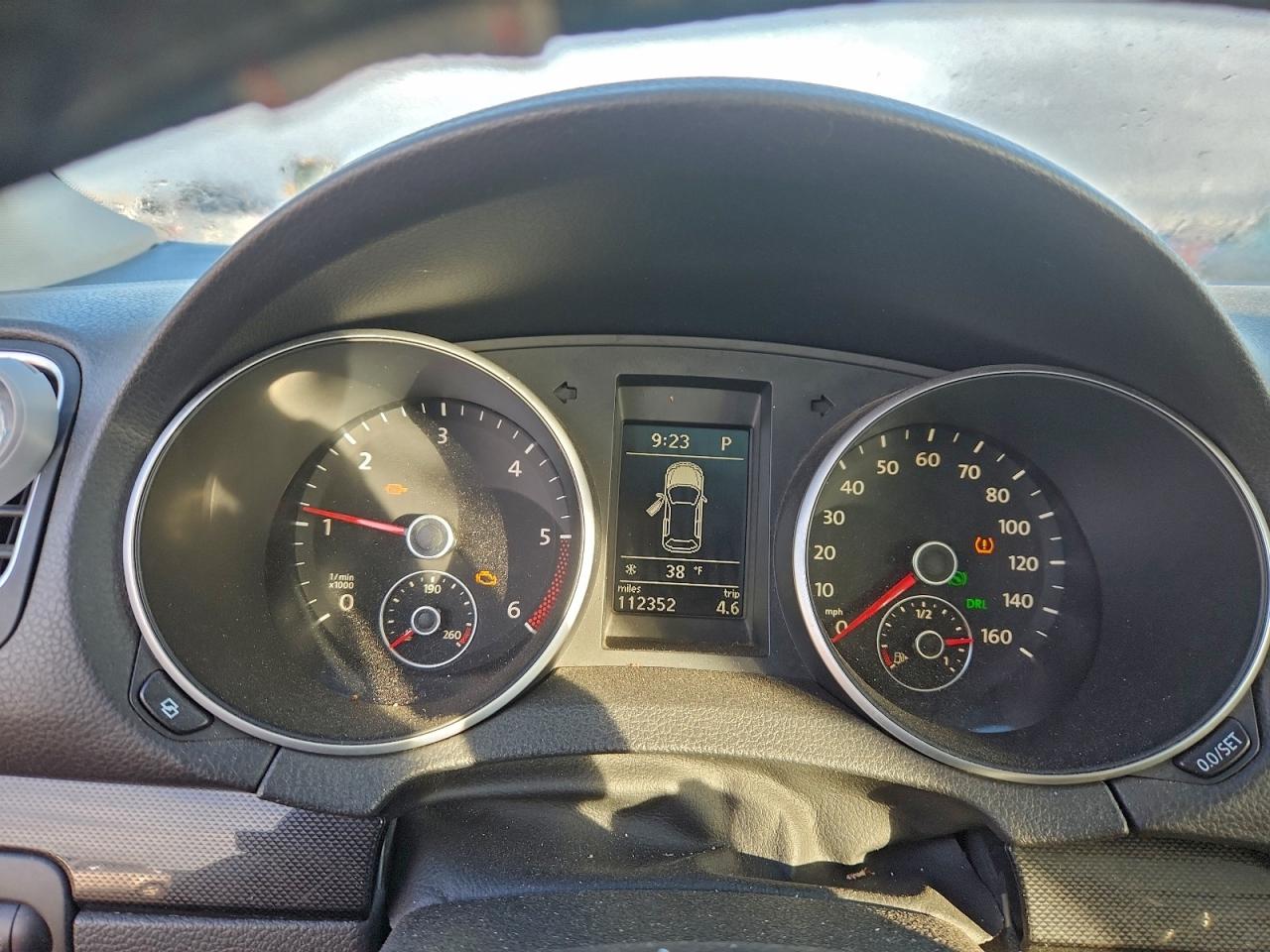2011 VOLKSWAGEN JETTA TDI photo 9