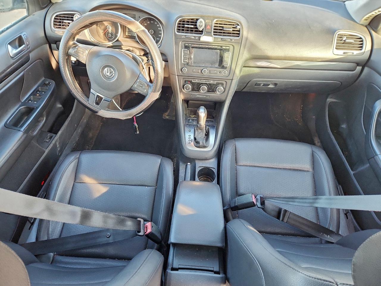 2011 VOLKSWAGEN JETTA TDI photo 8