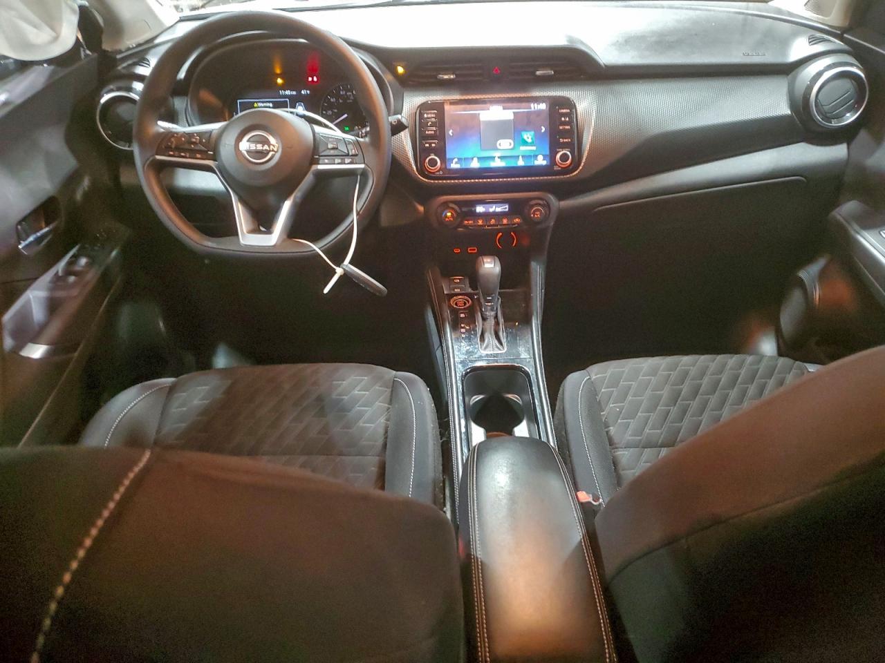 2022 NISSAN KICKS SV photo 8