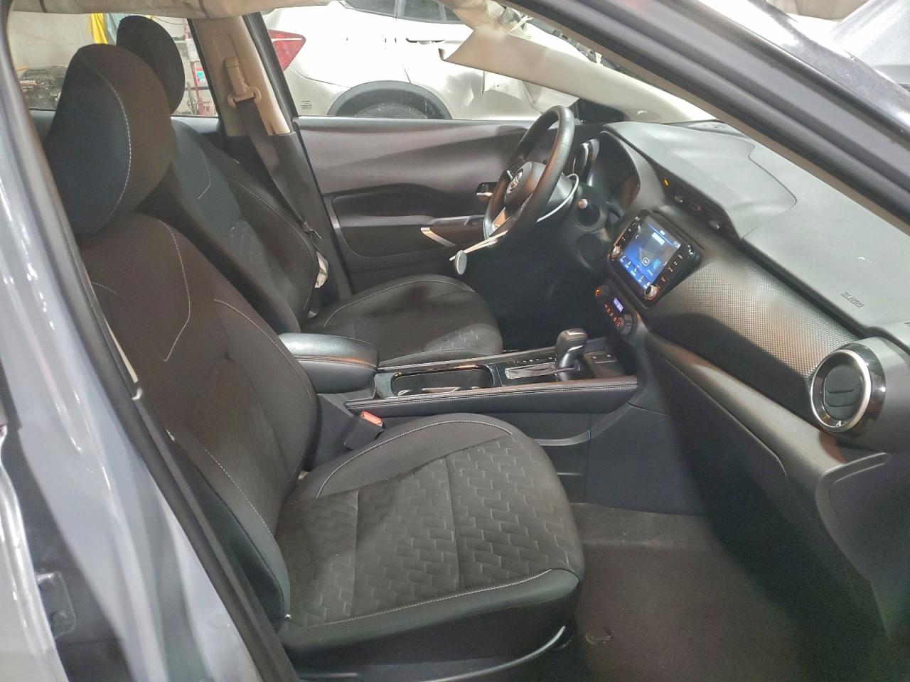 2022 NISSAN KICKS SV photo 7