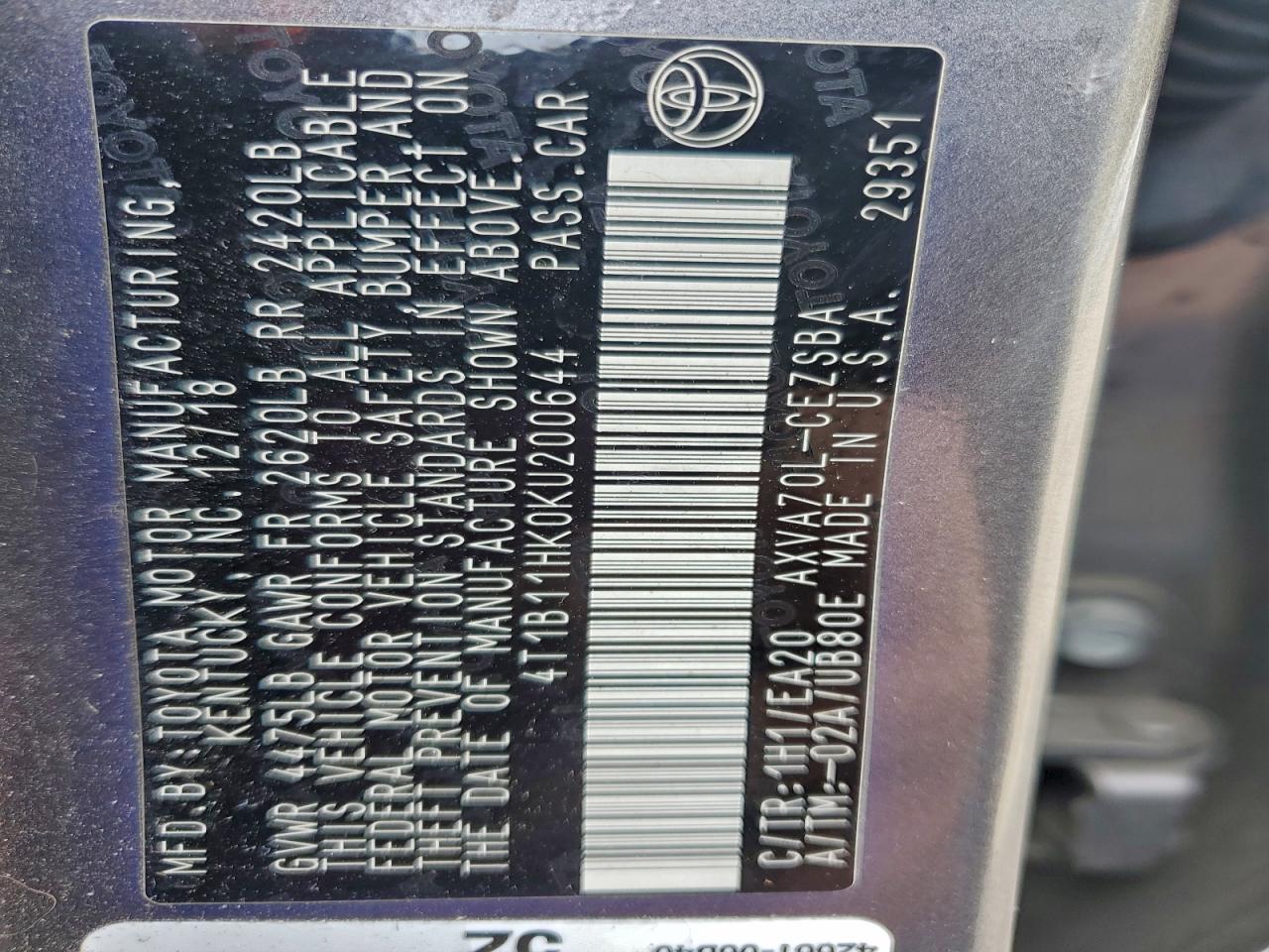 2019 TOYOTA CAMRY L photo 12