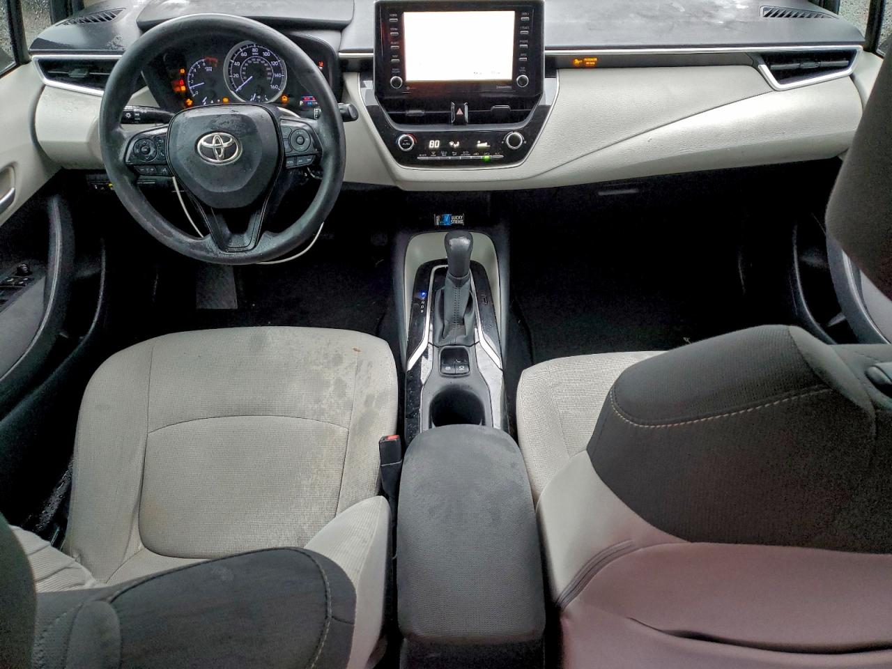 2021 TOYOTA COROLLA LE photo 8