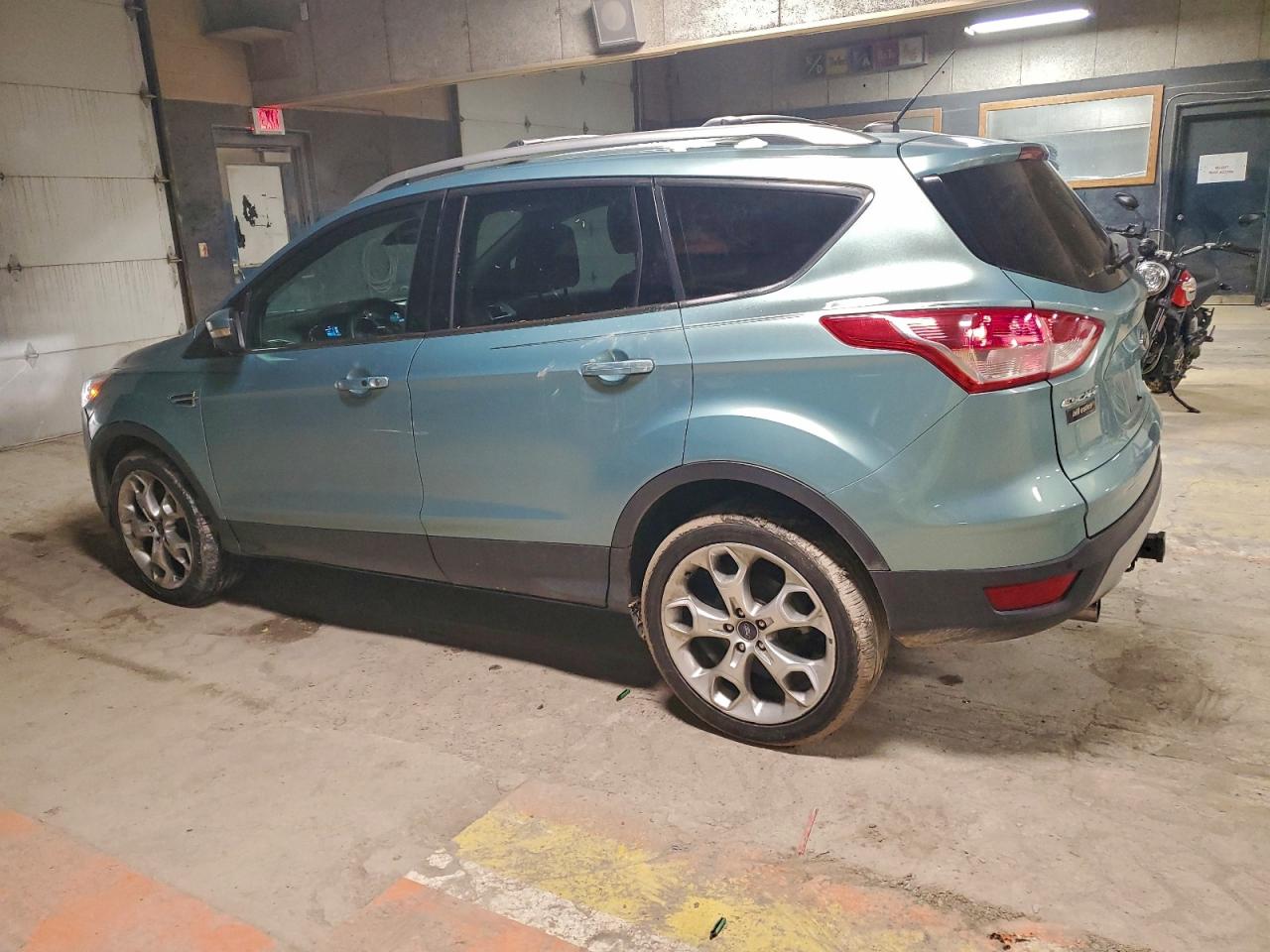 2013 FORD ESCAPE TITANIUM photo 2
