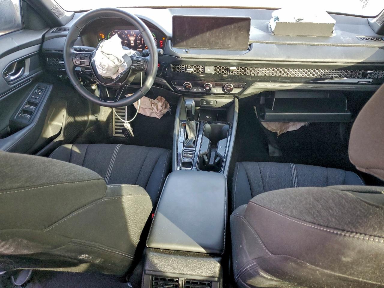 2025 HONDA ACCORD HYBRID SPORT photo 22