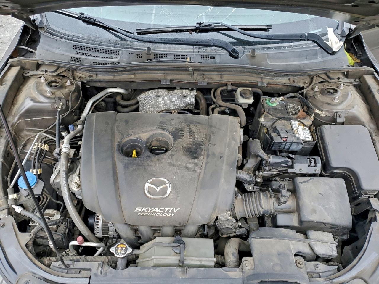 2014 MAZDA 3 SV photo 21