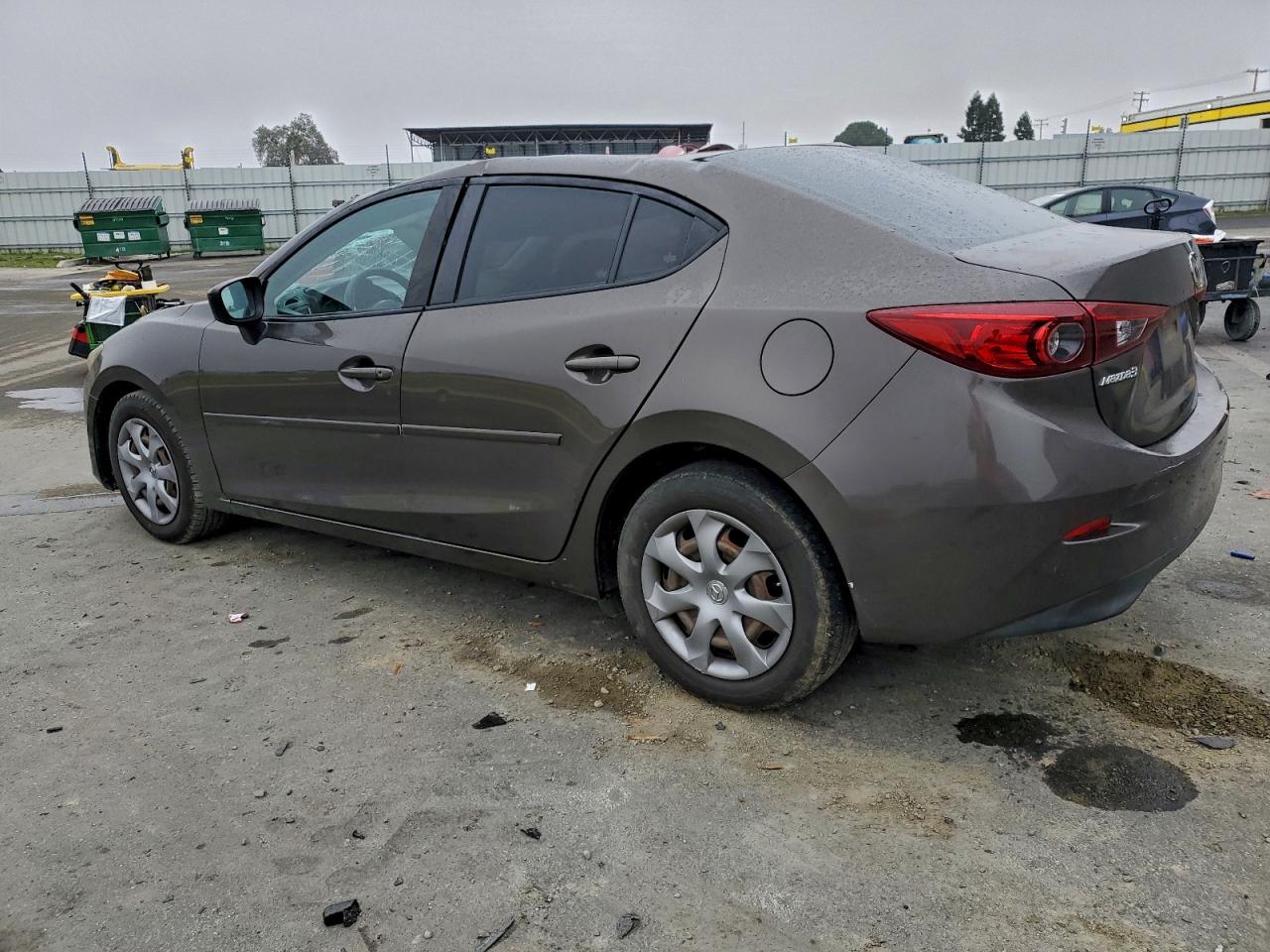 2014 MAZDA 3 SV photo 3
