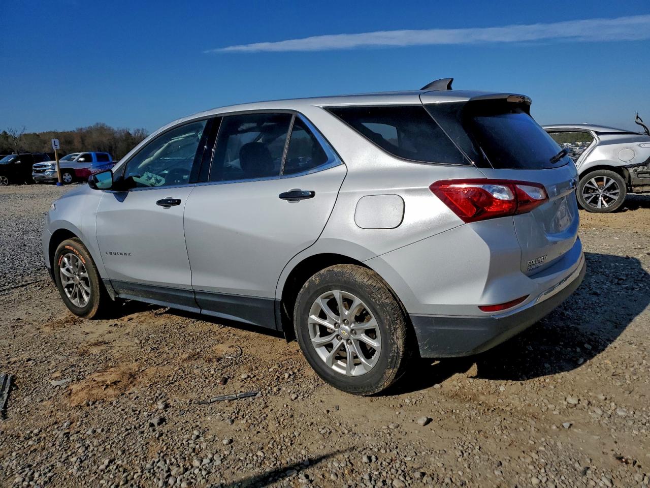 2020 CHEVROLET EQUINOX LT photo 4